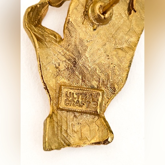 Vintage Ultra Craft Hand Brooch - Picture 10 of 12